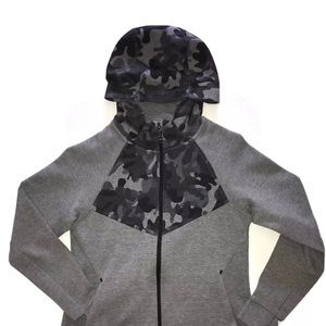 Nike Grey Zip Up Camo Sweater Jacket Large Kids